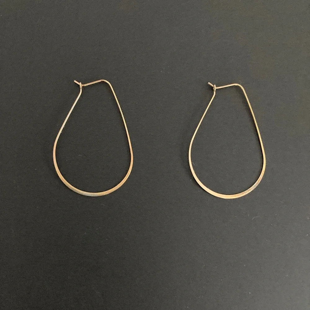 Amano Studio gold plated minimalist rose gold teardrop hoop - Picture 2 of 4